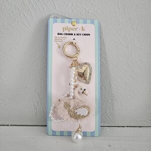 NWT Piper K Plush Swan And Faux Pearl Bag Charm/Keychain